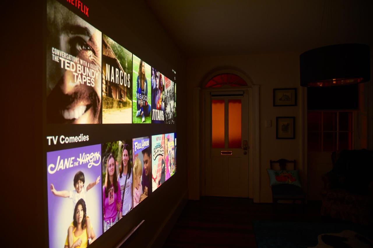 Lotus Gogh Apartment Hobart Bagian luar foto